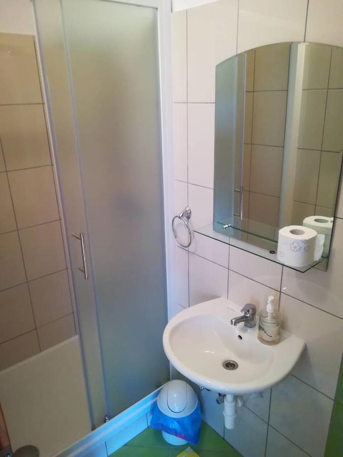 Rooms Ana Korenica Εξωτερικό φωτογραφία